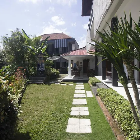 Dangin Mangkalan Homestay Munduk  Exterior photo